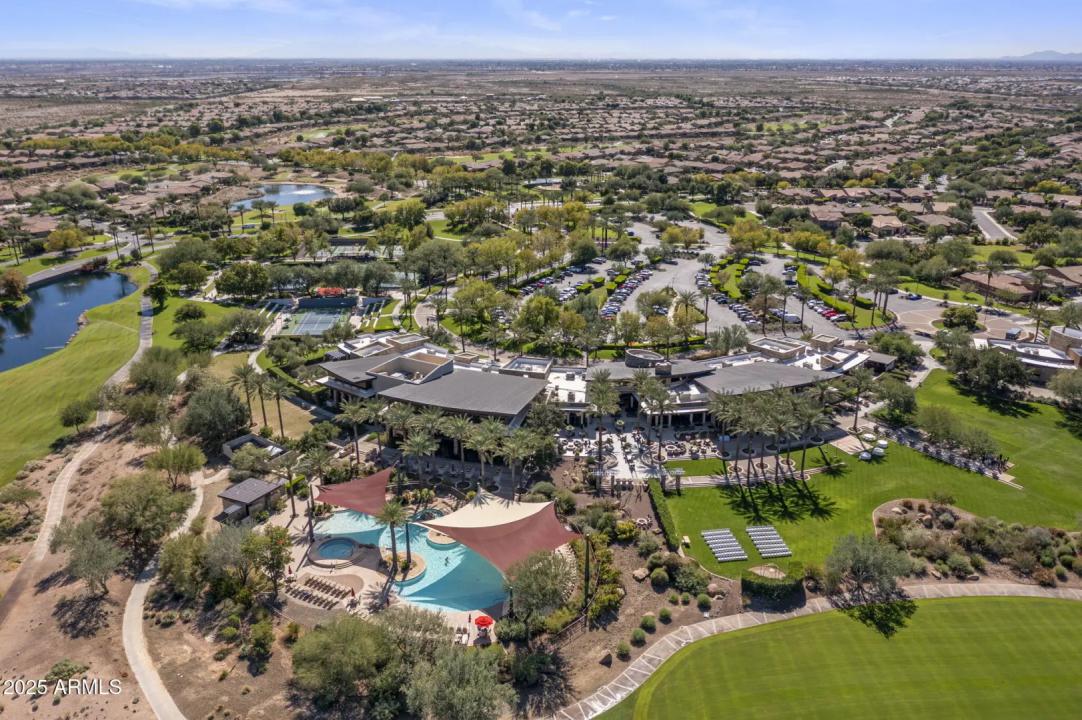 Real Estate Picture 40