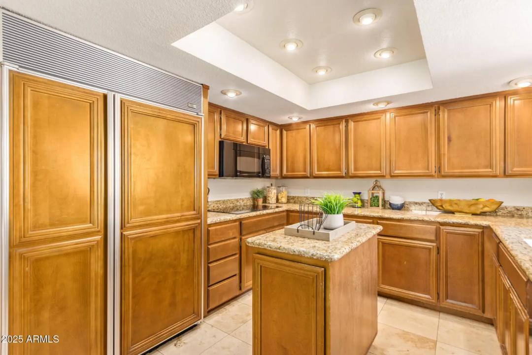 Real Estate Picture 10