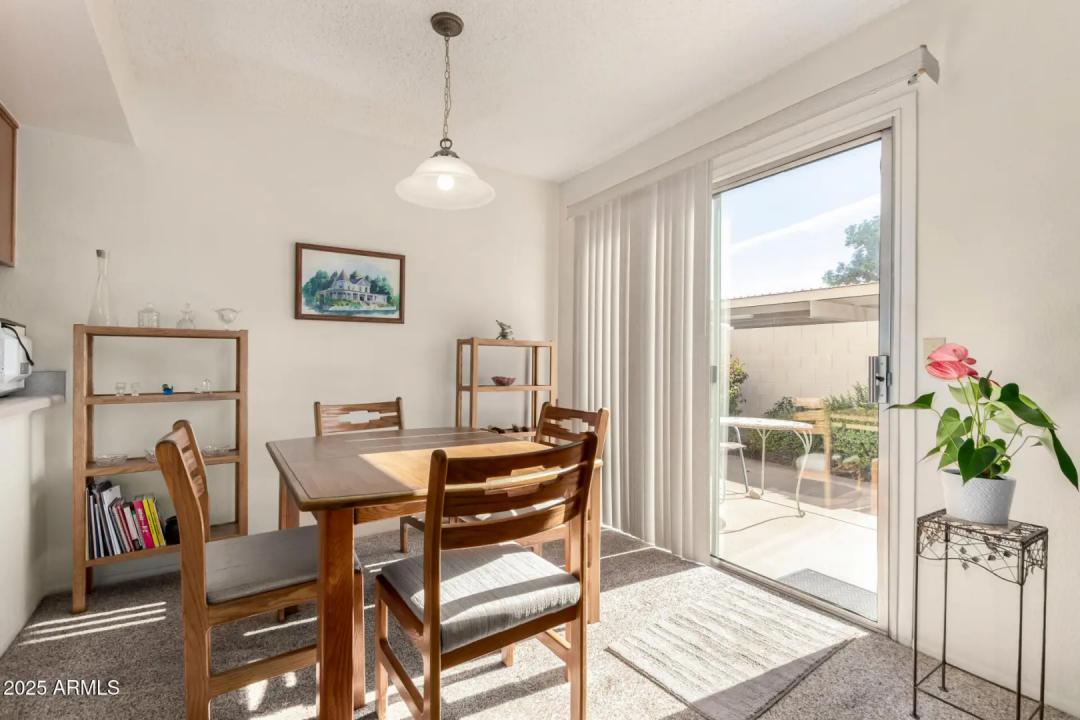 Real Estate Picture 8