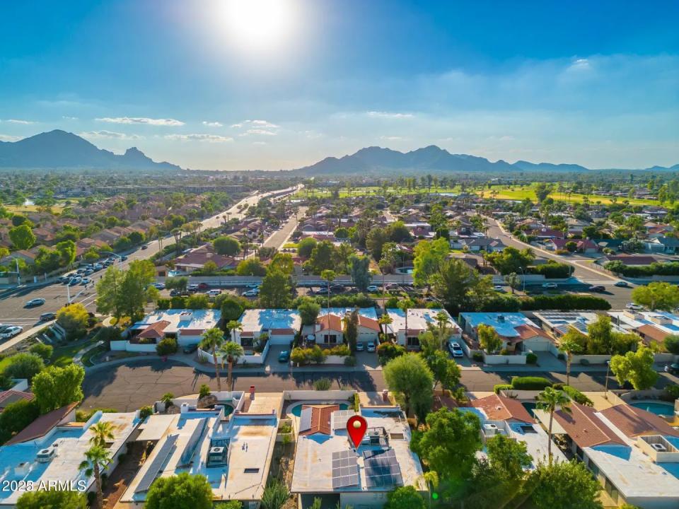 Real Estate Picture 2