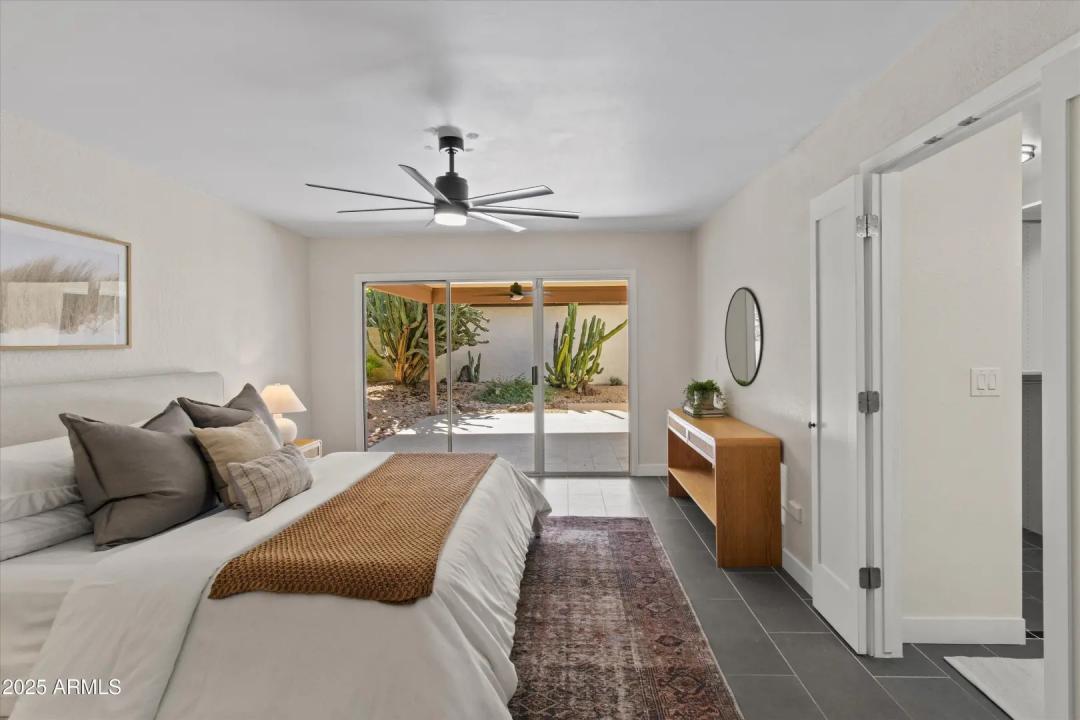 Real Estate Picture 5