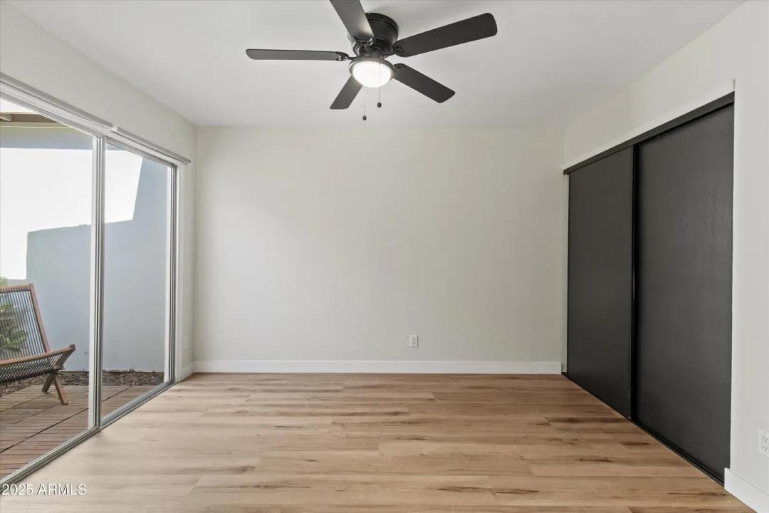 Real Estate Picture 19