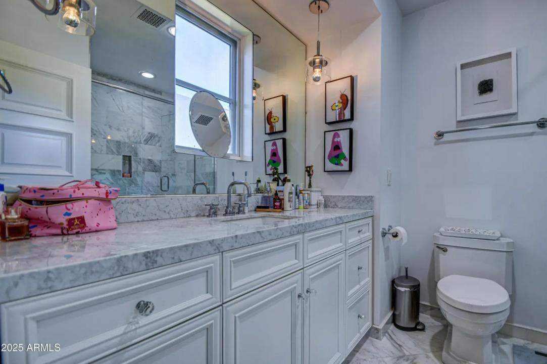 Real Estate Picture 28