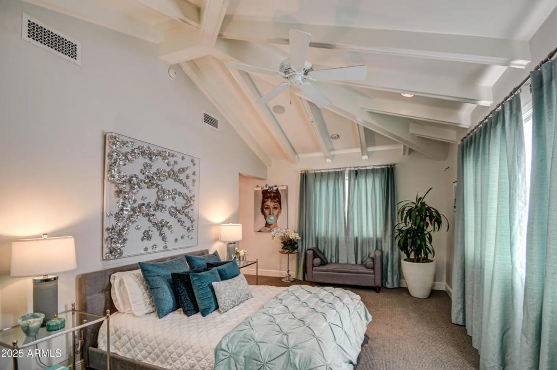 Real Estate Picture 33