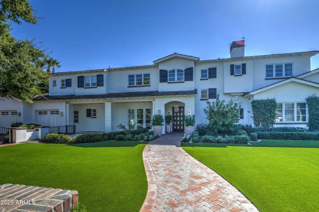 Real Estate Picture 2