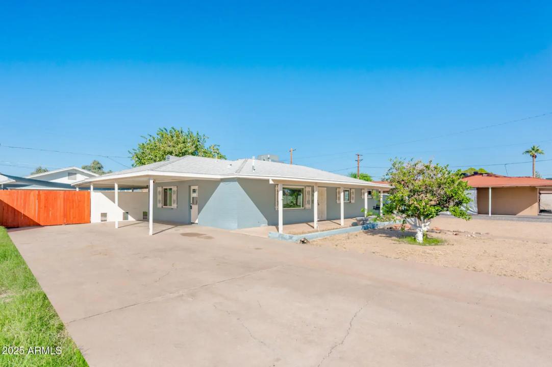 Real Estate Picture 22