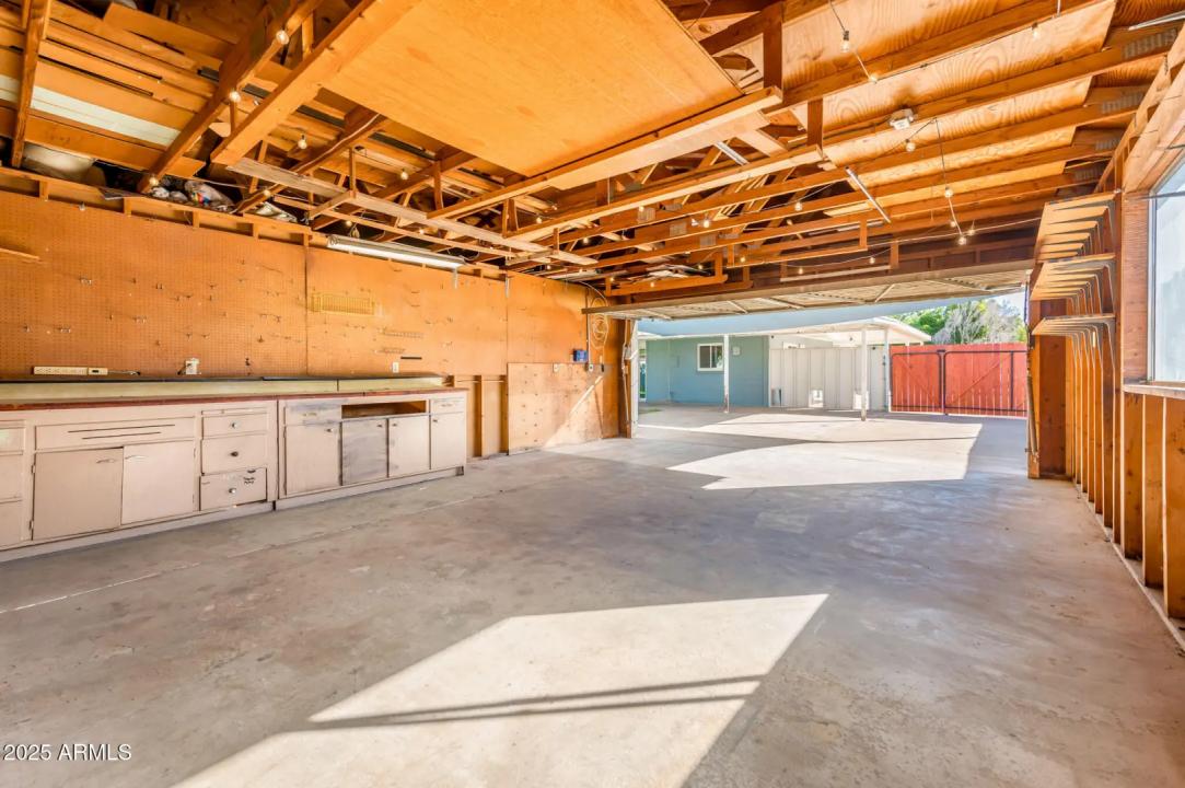 Real Estate Picture 20