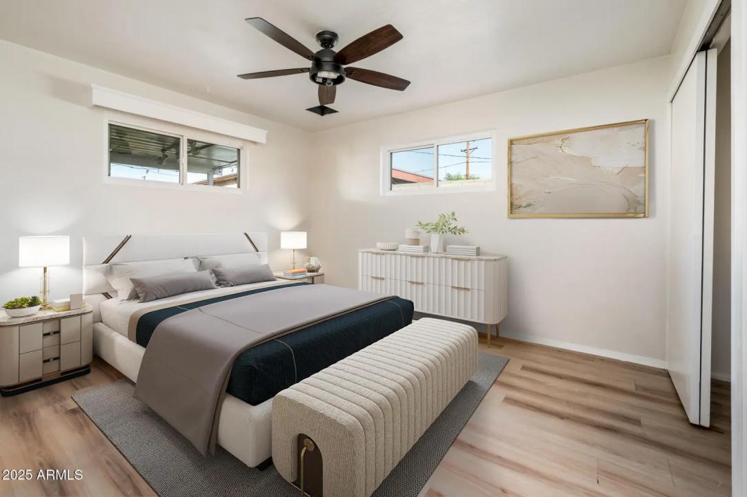 Real Estate Picture 8