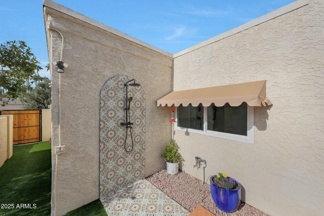 Real Estate Picture 43