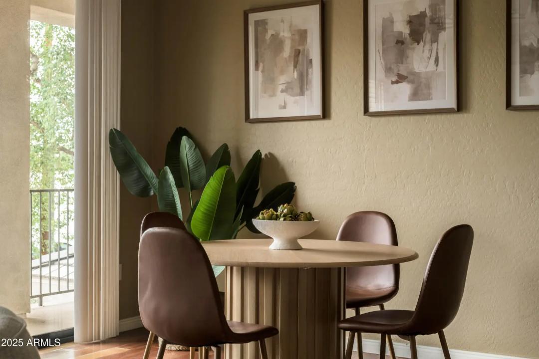 Real Estate Picture 6