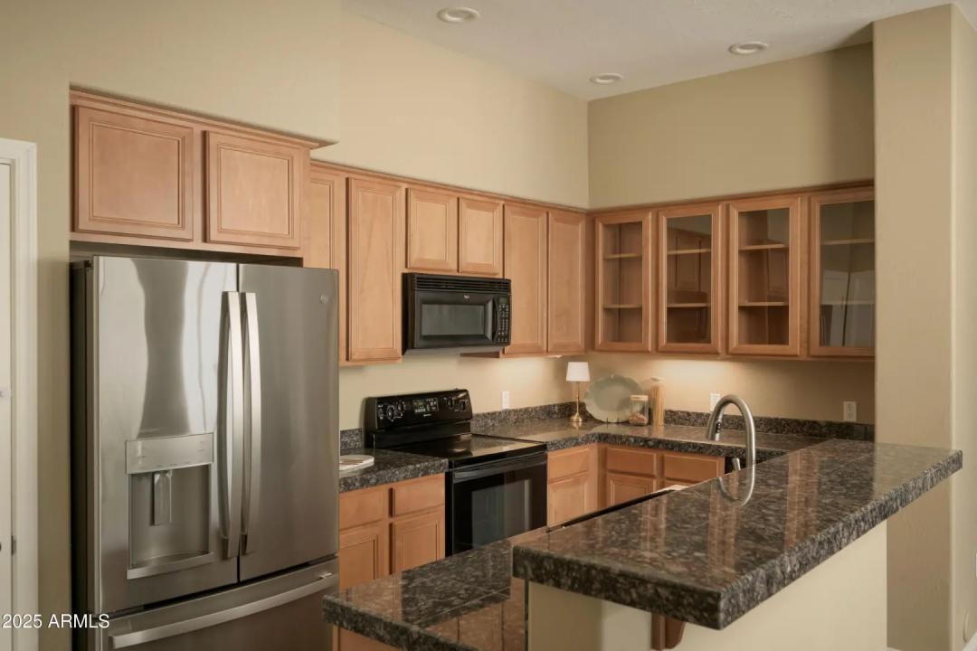 Real Estate Picture 8