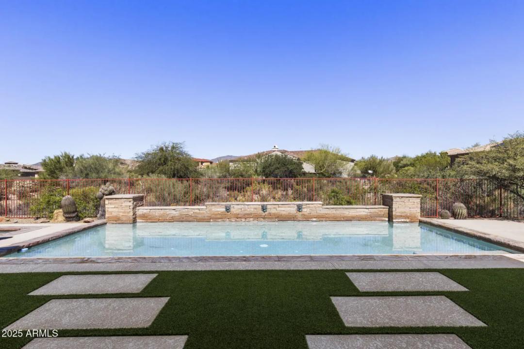 Real Estate Picture 31