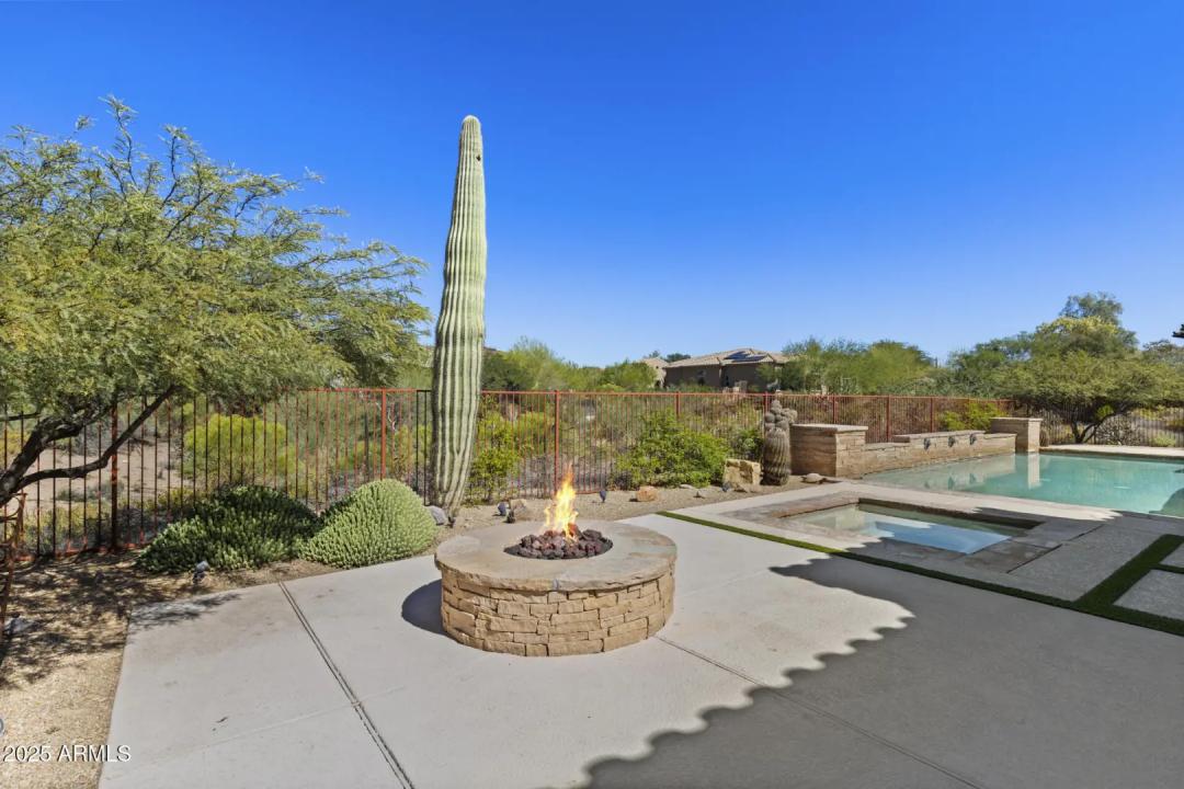 Real Estate Picture 27
