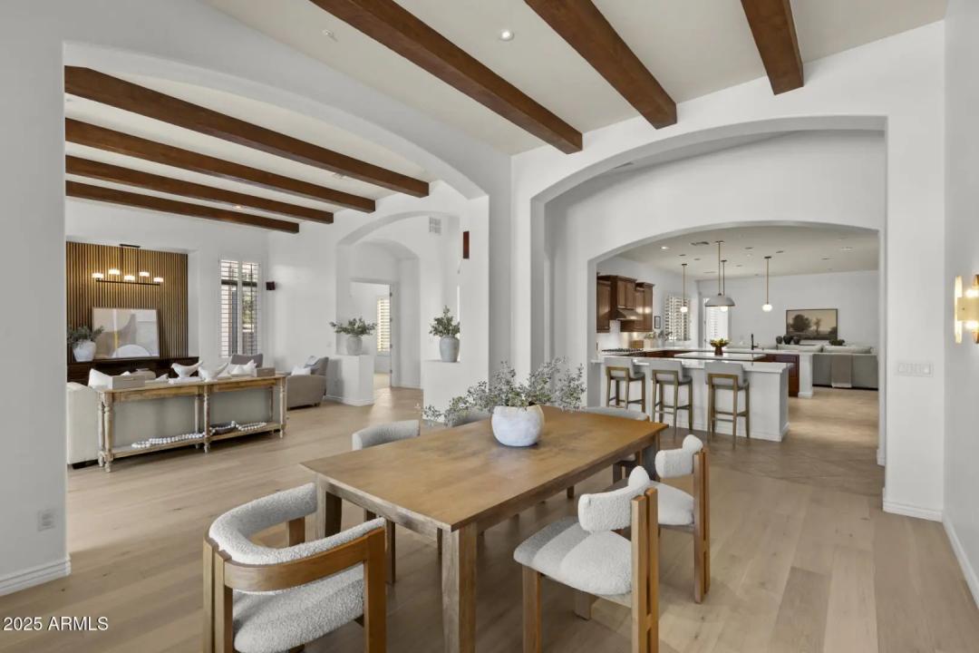 Real Estate Picture 6