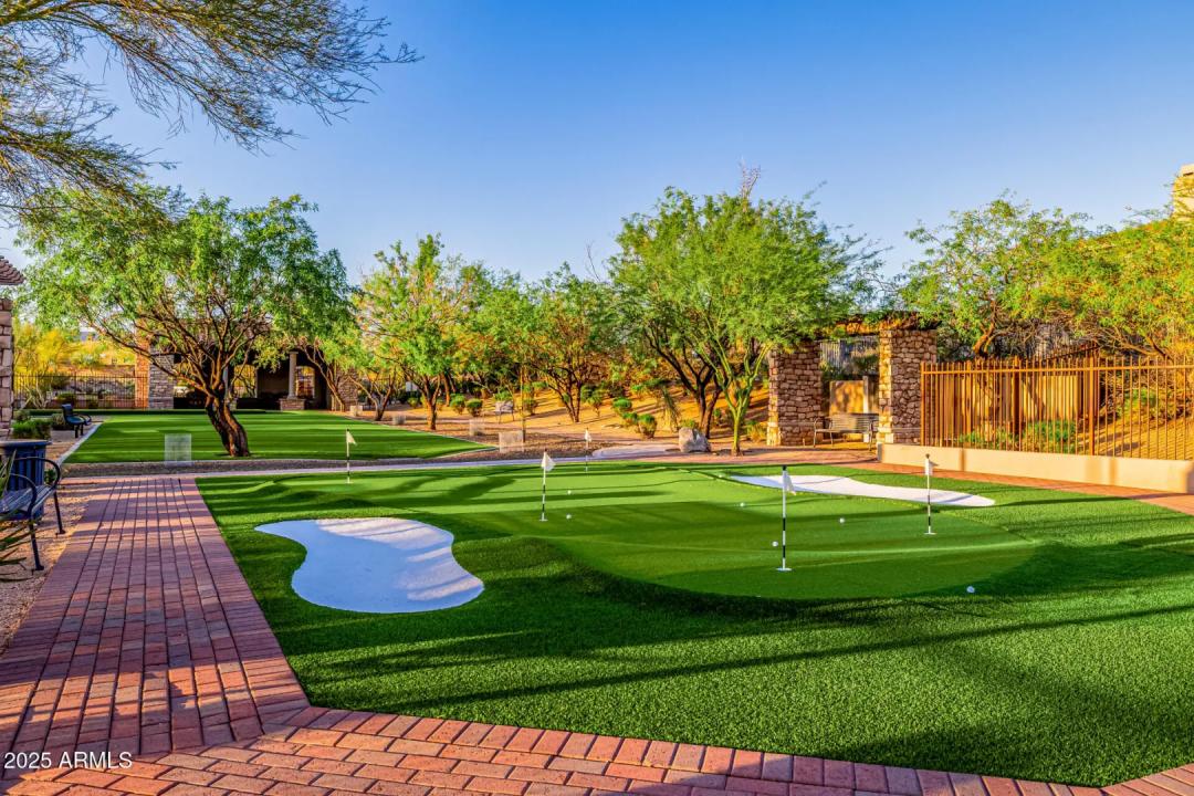 Real Estate Picture 38