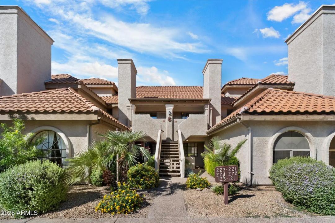 Real Estate Picture 19