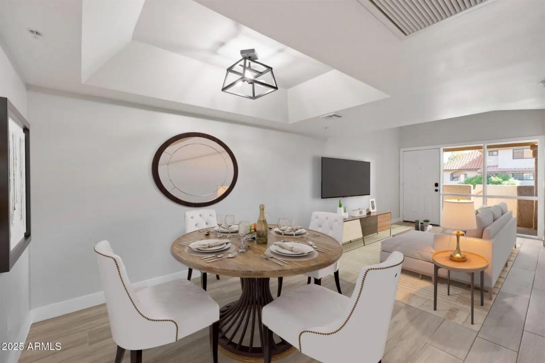 Real Estate Picture 4