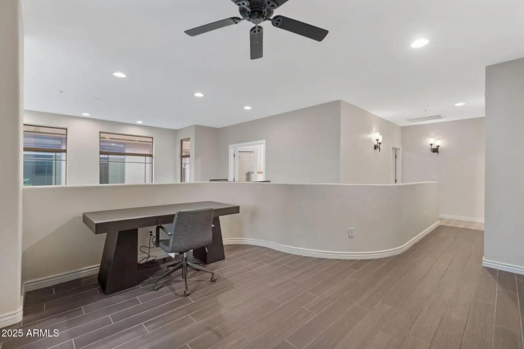 Real Estate Picture 20