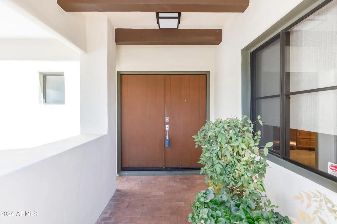 Real Estate Picture 18