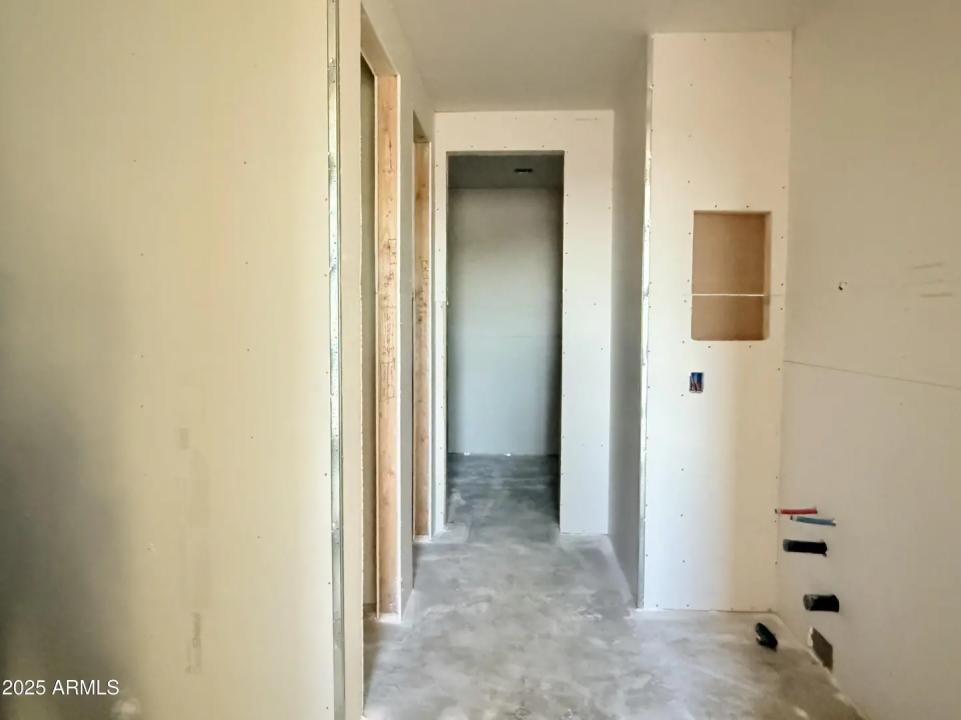 Real Estate Picture 17