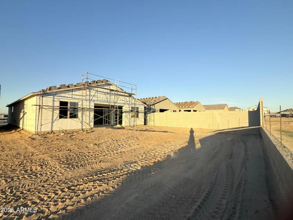 Real Estate Picture 19