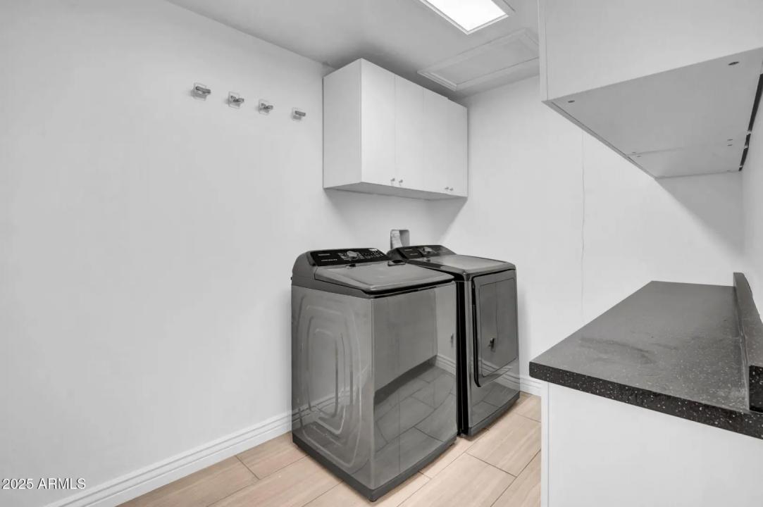 Real Estate Picture 32