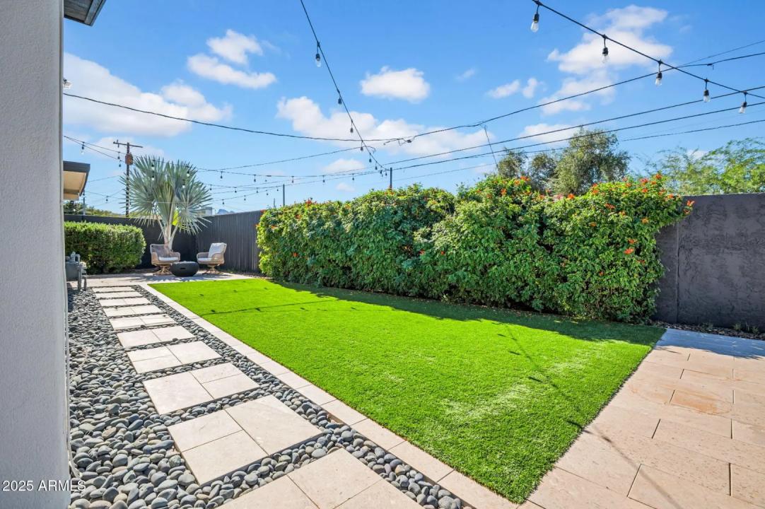 Real Estate Picture 38