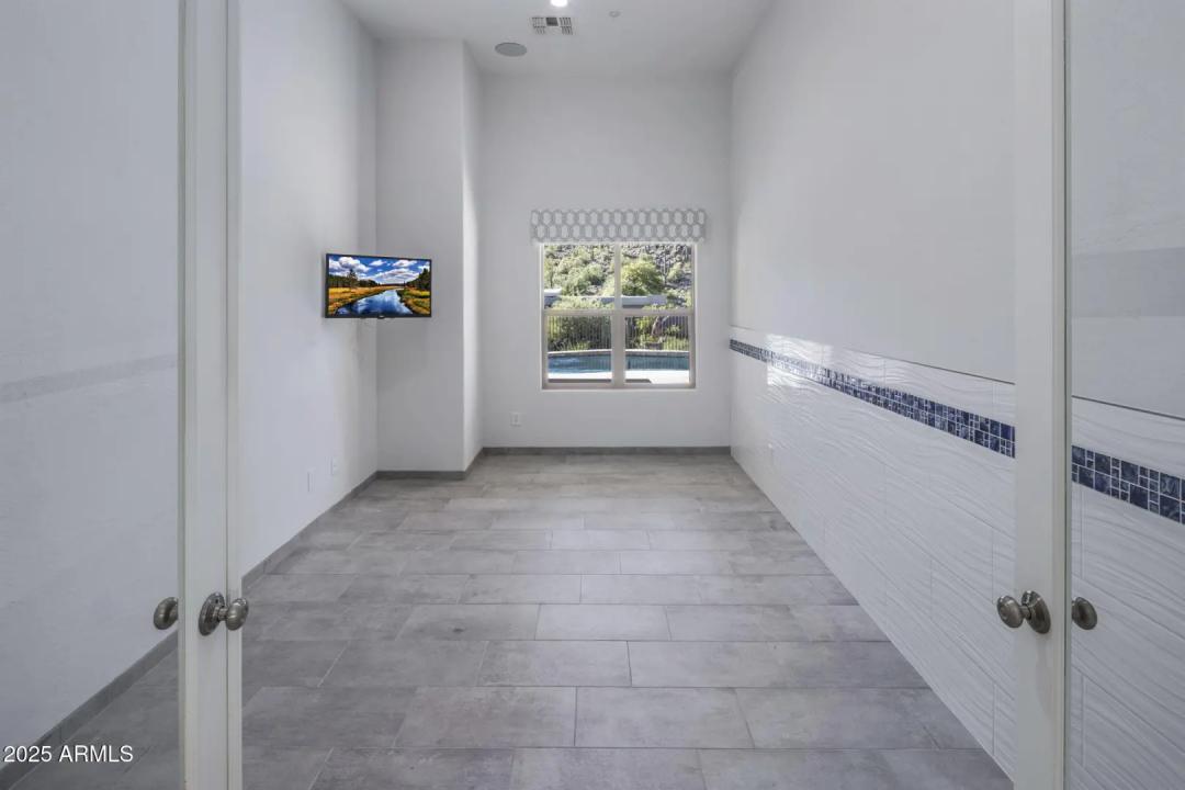 Real Estate Picture 27