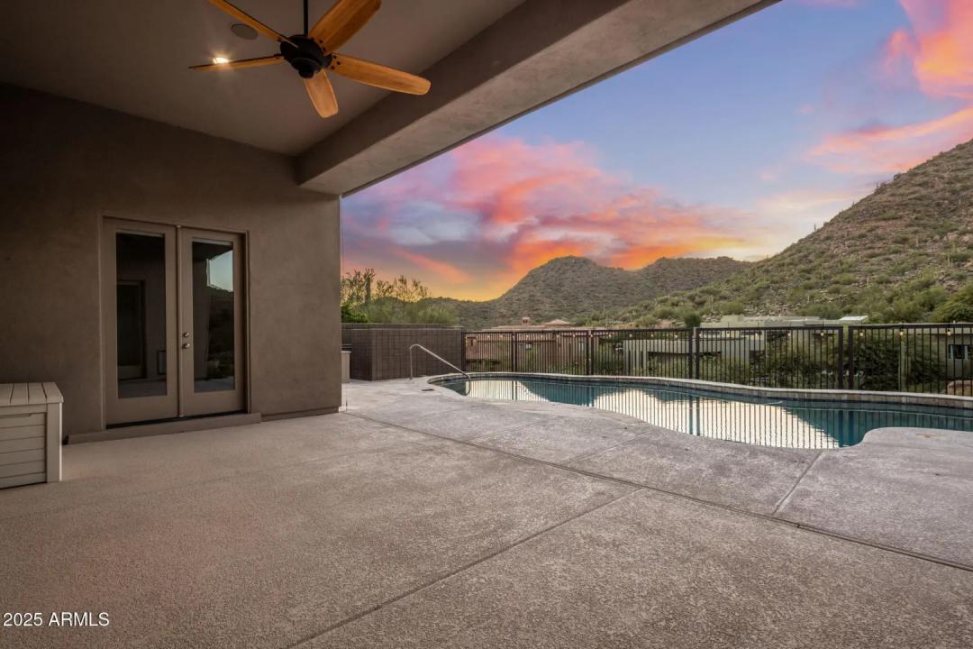 Real Estate Picture 34