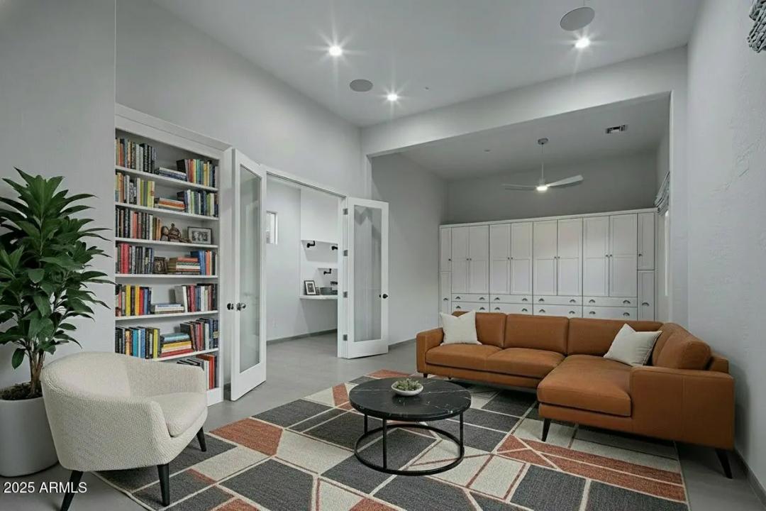 Real Estate Picture 25