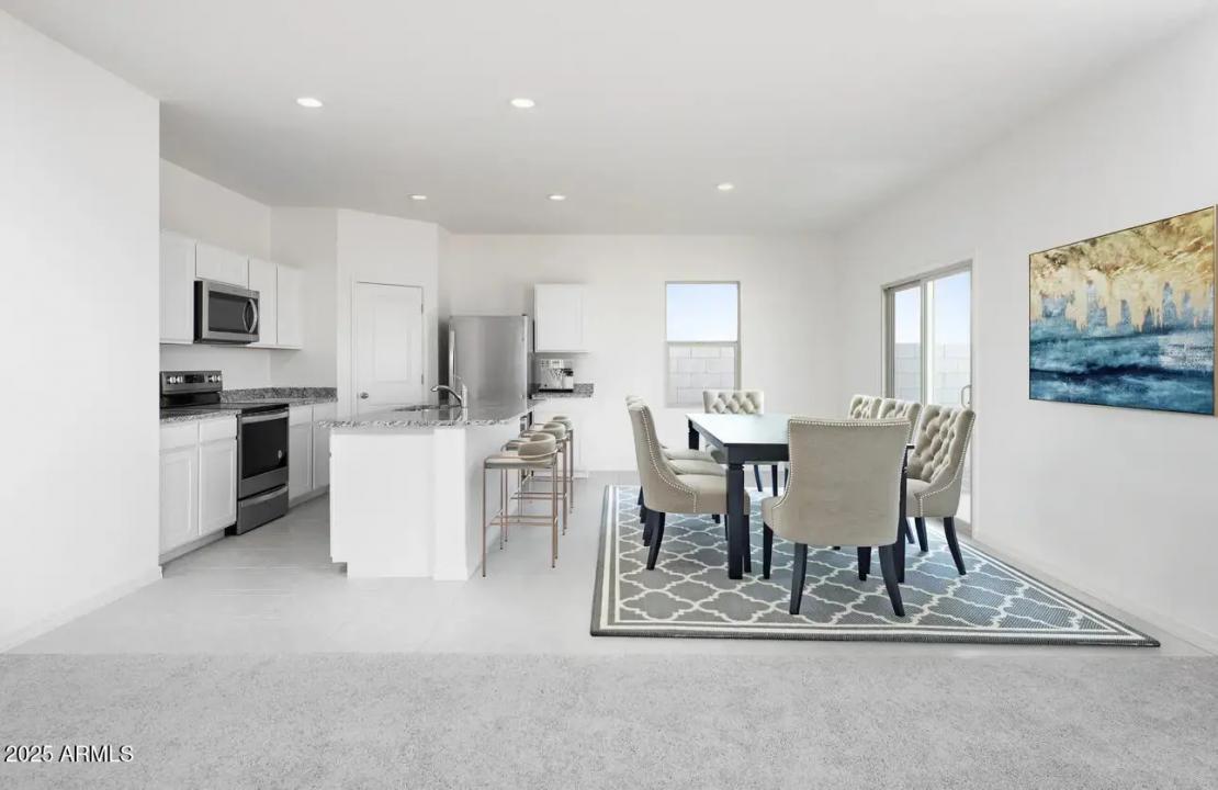 Real Estate Picture 12