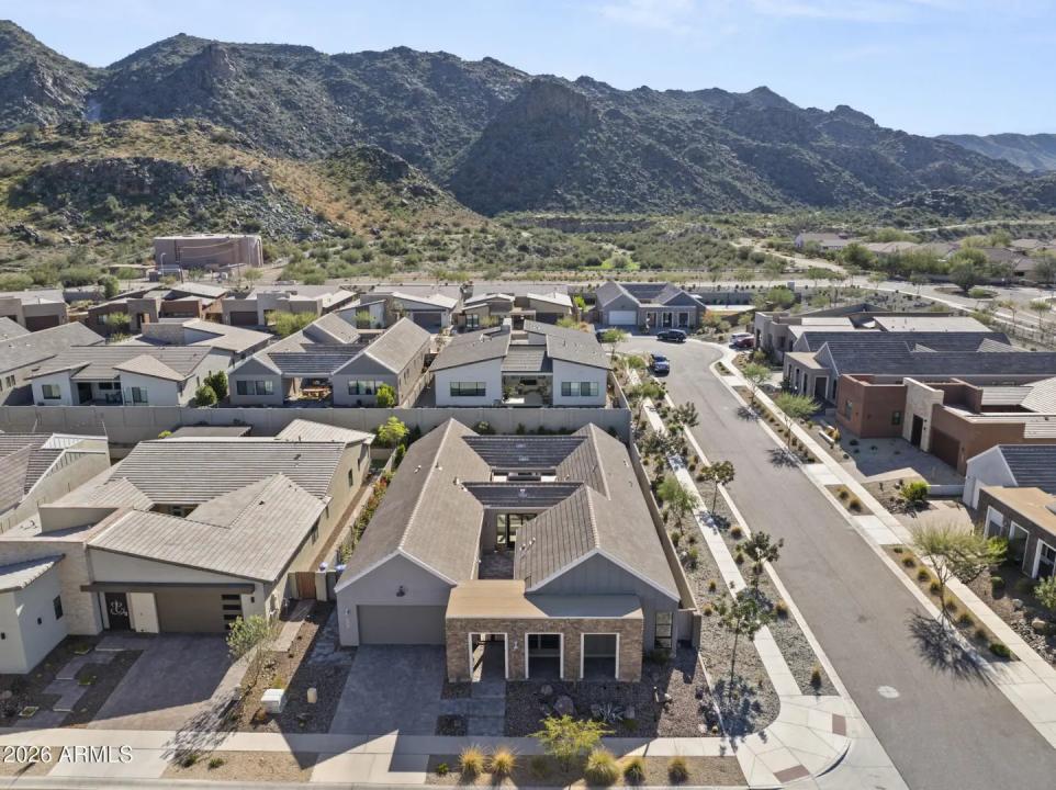 Real Estate Picture 2