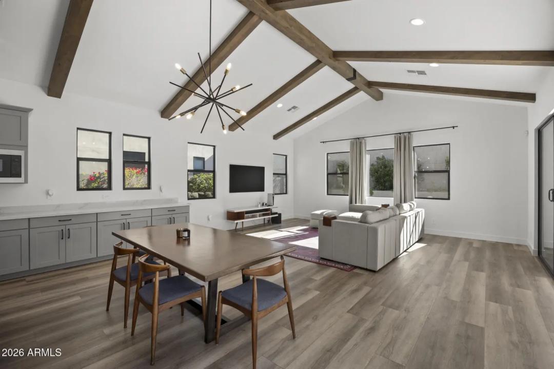 Real Estate Picture 31