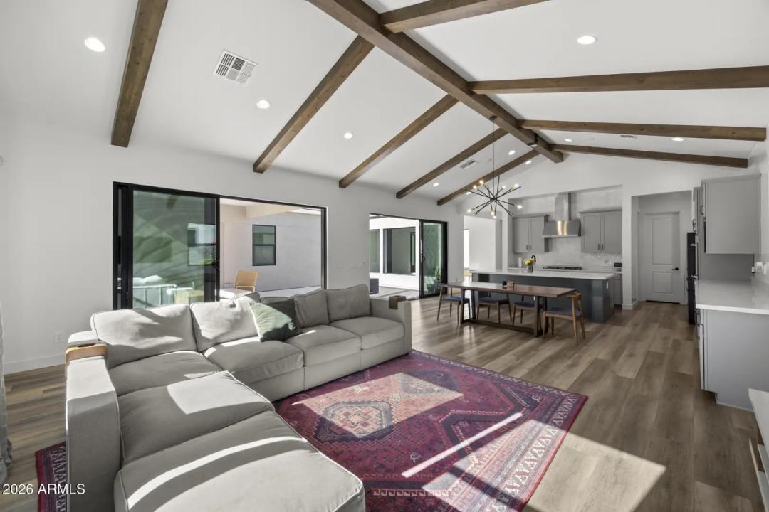 Real Estate Picture 36