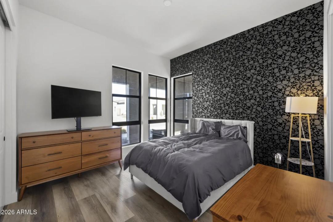 Real Estate Picture 58