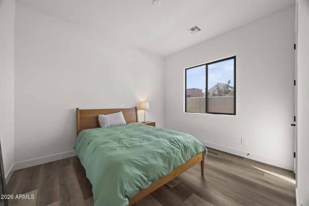 Real Estate Picture 63