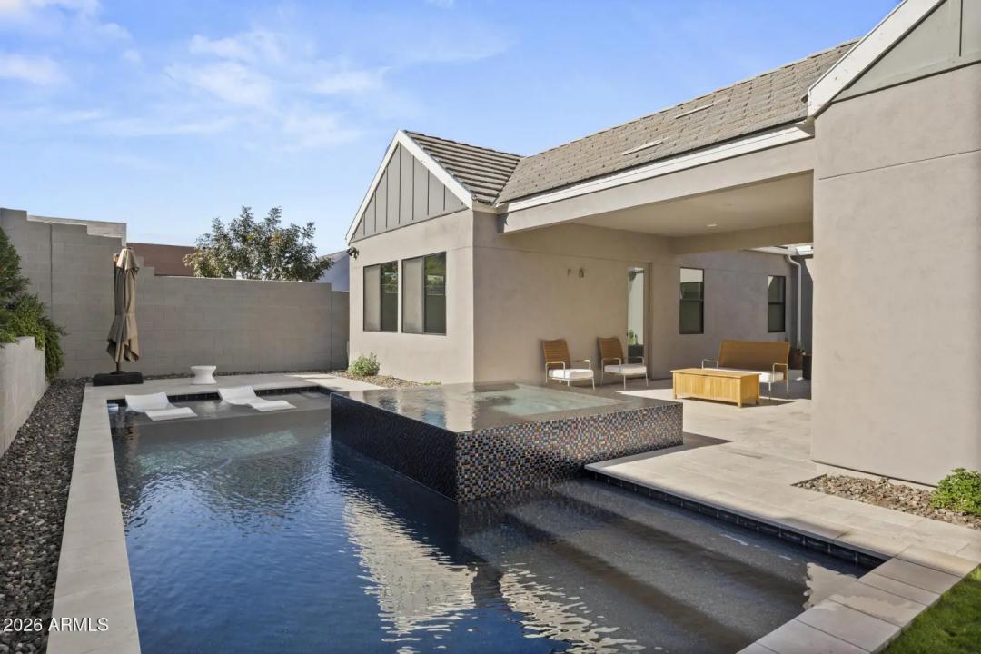 Real Estate Picture 69