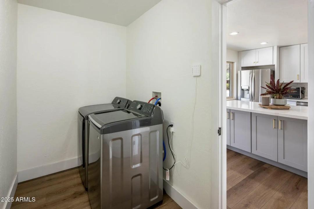 Real Estate Picture 15