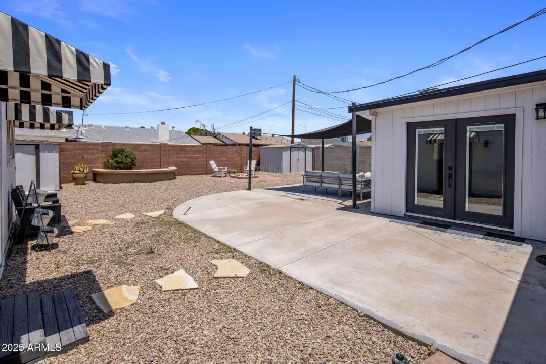 Real Estate Picture 16