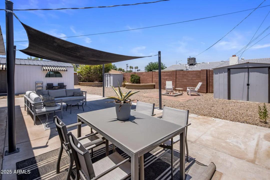 Real Estate Picture 17