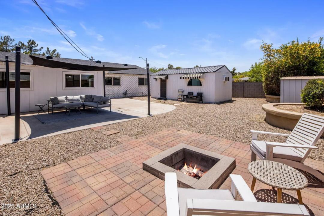Real Estate Picture 21