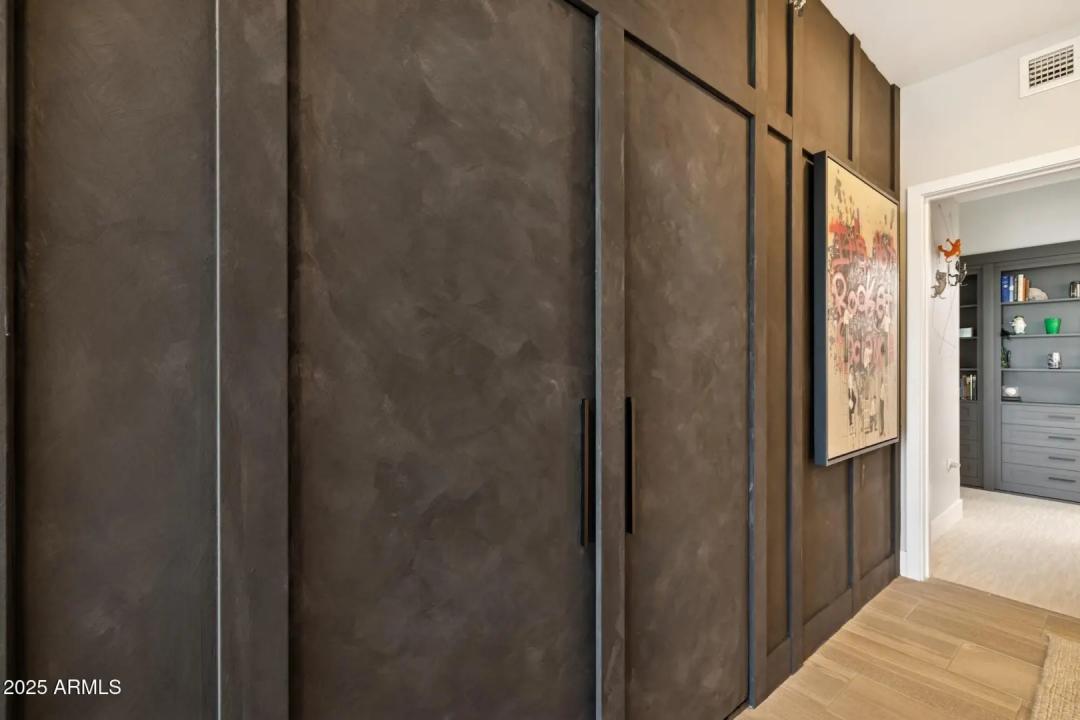 Real Estate Picture 32