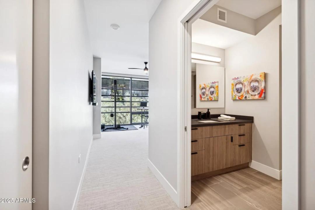 Real Estate Picture 34