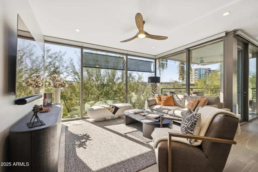 Real Estate Picture 15