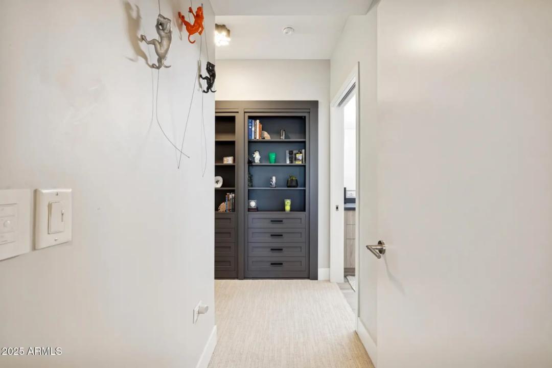 Real Estate Picture 19