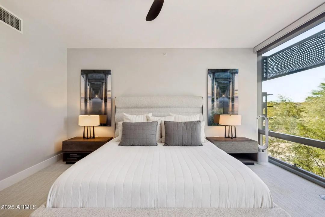 Real Estate Picture 22