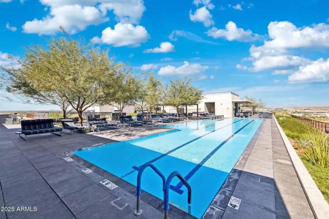 Real Estate Picture 40