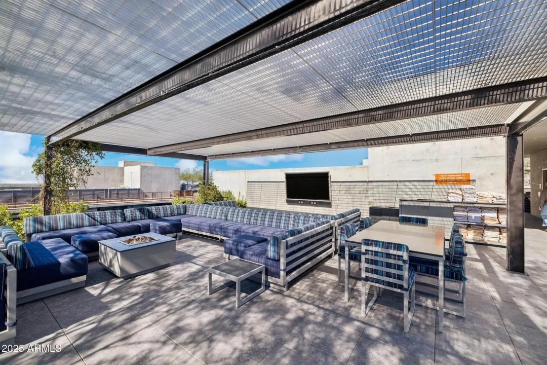 Real Estate Picture 42