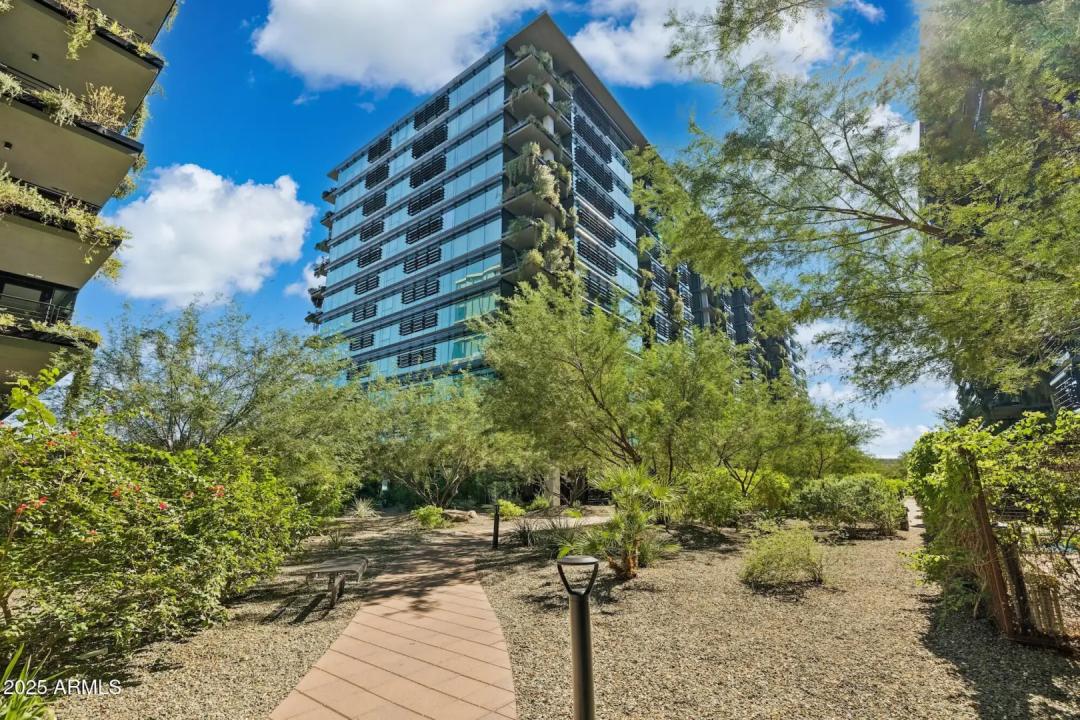 Real Estate Picture 68