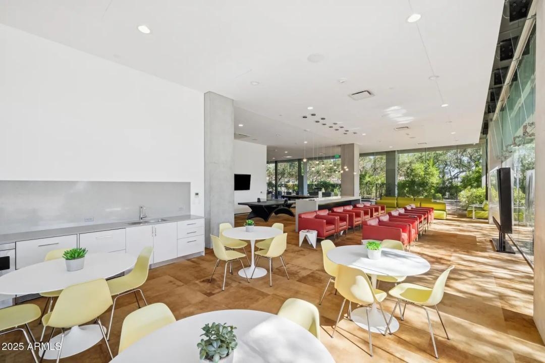 Real Estate Picture 59